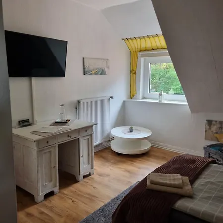 Zum Burgwaechter Pensión *