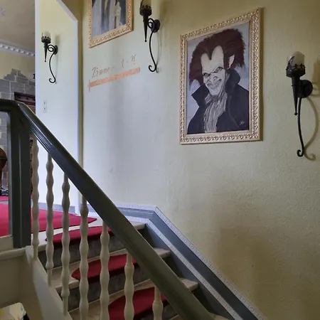 Zum Burgwaechter Pensión