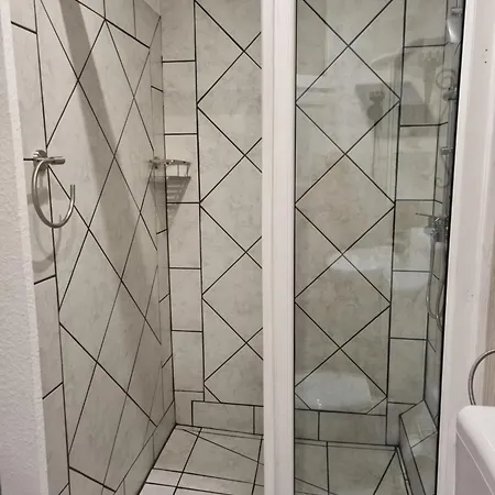 Zum Burgwaechter Pensión