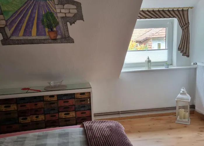 Zum Burgwaechter Guest house