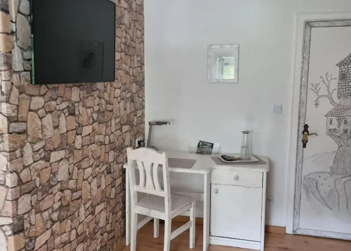 Zum Burgwaechter Guest house Rahden